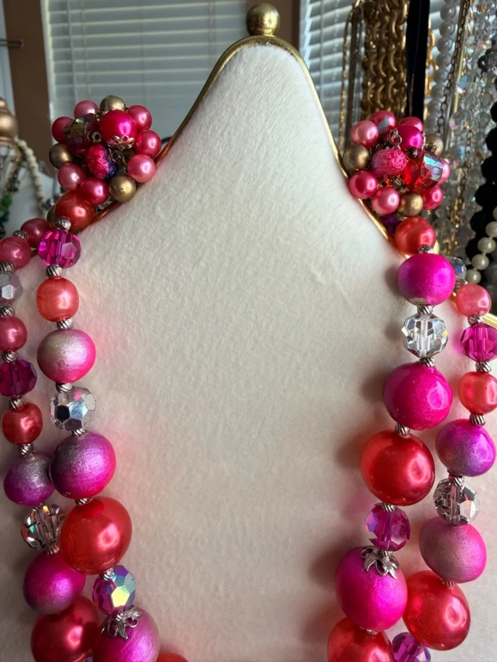 Vendome Vintage Pink, Orange and Crystal Double Strand Necklace and Earrings. - Picture 9 of 11